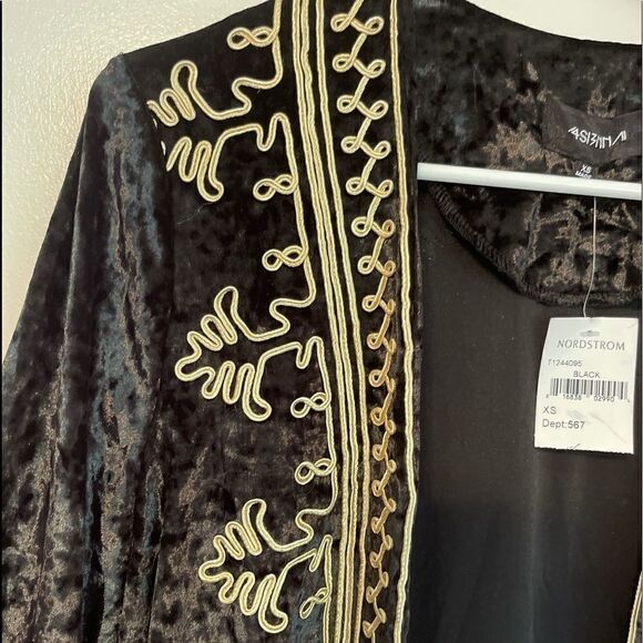 4SI3NNA Velvet Appliqué Black and Gold Jacket. - Picture 11 of 16